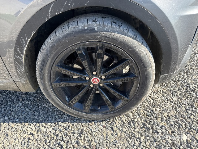 2020 Jaguar E Pace 2.0D I4 CHEQUERED FLAG AUTO 4WD SUV - SUV: hình 4 2020 Jaguar E Pace 2.0D I4 CHEQUERED FLAG AUTO 4WD SUV - SUV: hình 4