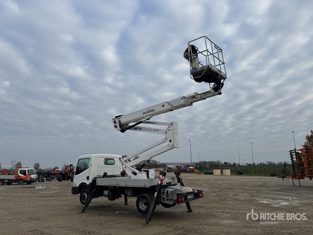 2020 Nissan Cabstar 35.13 2020 Oil&Steel Snake 2010 Plus ... Bucket Truck - Nền bục trên không gắn trên xe tải: hình 2 2020 Nissan Cabstar 35.13 2020 Oil&Steel Snake 2010 Plus ... Bucket Truck - Nền bục trên không gắn trên xe tải: hình 2