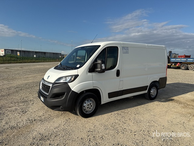 2020 Peugeot Boxer 2.2HDI L1H1 Refrigerated Truck - Xe van nhỏ gọn: hình 1 2020 Peugeot Boxer 2.2HDI L1H1 Refrigerated Truck - Xe van nhỏ gọn: hình 1