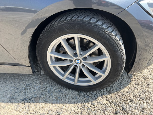 2021 BMW 318D BUSINESS ADVANTAGE AUTO Automobile - Xe hơi: hình 5 2021 BMW 318D BUSINESS ADVANTAGE AUTO Automobile - Xe hơi: hình 5