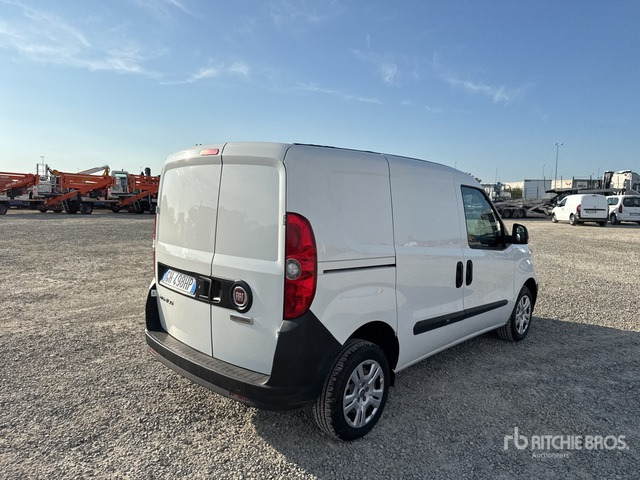 2021 Fiat Doblo CARGO CH1 LOUNGE 1.3 MJET 95CV ... Van Truck - Xe van nhỏ gọn: hình 4 2021 Fiat Doblo CARGO CH1 LOUNGE 1.3 MJET 95CV ... Van Truck - Xe van nhỏ gọn: hình 4