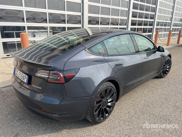 2021 Tesla Model 3 3 PERFORMANCE DUAL MOTOR 4WD Automobile - Xe hơi: hình 4 2021 Tesla Model 3 3 PERFORMANCE DUAL MOTOR 4WD Automobile - Xe hơi: hình 4