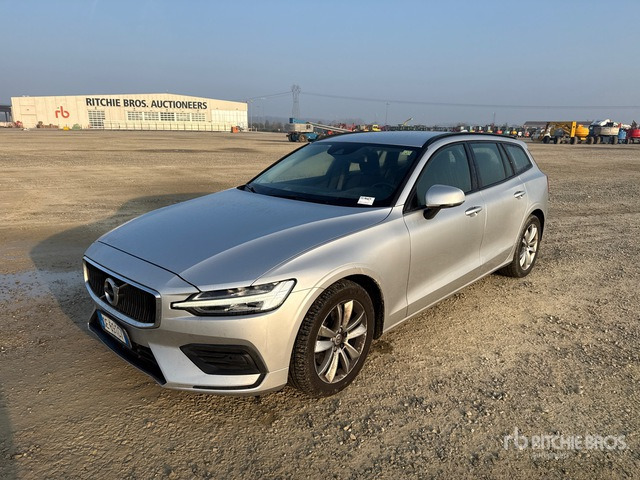 2021 Volvo V60 SW B4 D AUTOM. MOMENTUM BUSINESS Station Wagon - Xe wagon: hình 2 2021 Volvo V60 SW B4 D AUTOM. MOMENTUM BUSINESS Station Wagon - Xe wagon: hình 2