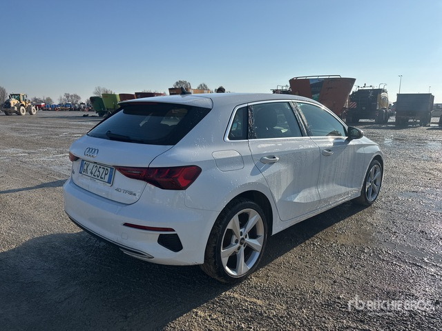 2022 Audi A3 BERLINA 40 TFSI E S TRONIC BUSI ... Automobile - Xe hơi: hình 3 2022 Audi A3 BERLINA 40 TFSI E S TRONIC BUSI ... Automobile - Xe hơi: hình 3