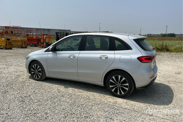2022 Mercedes-Benz Classe B 160 B 250 E PLUG-IN HYBRID BUS Automobile - Xe hơi: hình 2 2022 Mercedes-Benz Classe B 160 B 250 E PLUG-IN HYBRID BUS Automobile - Xe hơi: hình 2