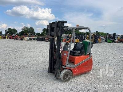 CESAB C3150 1500 kg - Xe nâng điện: hình 1 CESAB C3150 1500 kg - Xe nâng điện: hình 1