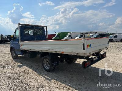 IVECO 35C11 - Xe tải thùng lửng/ Phẳng: hình 2 IVECO 35C11 - Xe tải thùng lửng/ Phẳng: hình 2