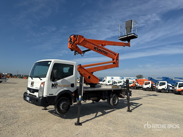 Nissan Cabstar 35.12 Piattaforma autocarrata - Nền bục trên không gắn trên xe tải: hình 2 Nissan Cabstar 35.12 Piattaforma autocarrata - Nền bục trên không gắn trên xe tải: hình 2