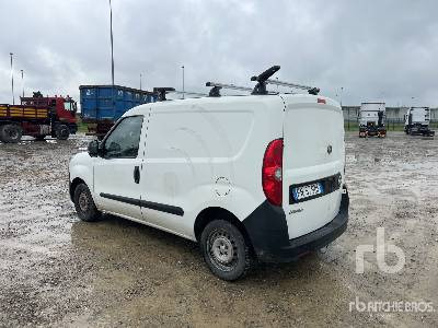 OPEL COMBO - Xe tải hộp: hình 3 OPEL COMBO - Xe tải hộp: hình 3