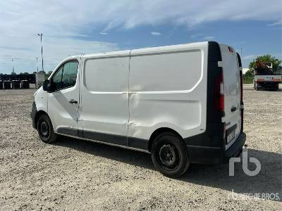 OPEL VIVARO - Xe tải hộp: hình 2 OPEL VIVARO - Xe tải hộp: hình 2
