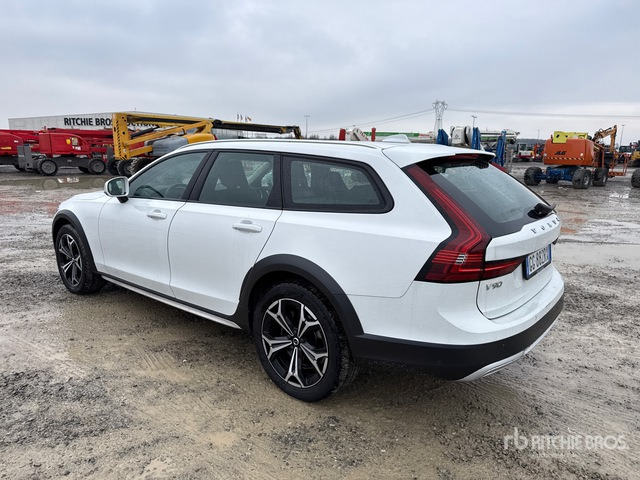 Volvo V90 Station Wagon - Xe wagon: hình 2 Volvo V90 Station Wagon - Xe wagon: hình 2