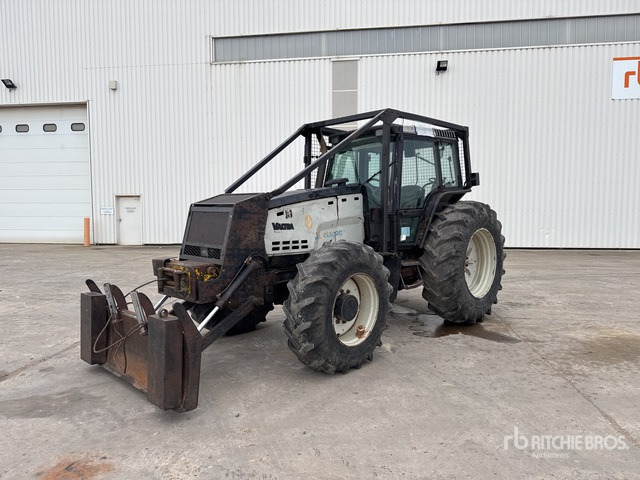 2003 Valmet 8950HI 4x4 Tracteur Agricole 4WD Tractor - Máy cày: hình 1 2003 Valmet 8950HI 4x4 Tracteur Agricole 4WD Tractor - Máy cày: hình 1