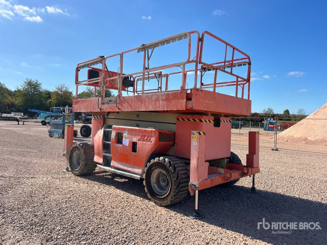 2008 JLG 4394 RT 4x4 Nacelle Ciseaux Scissor Lift - Máy nâng người hình kéo: hình 4 2008 JLG 4394 RT 4x4 Nacelle Ciseaux Scissor Lift - Máy nâng người hình kéo: hình 4