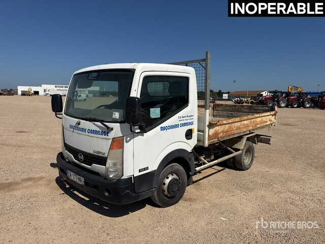 2008 Nissan Cabstar 35.13 Camion Benne (Inoperable) Dump Truck: Light Duty - Xe ben: hình 2 2008 Nissan Cabstar 35.13 Camion Benne (Inoperable) Dump Truck: Light Duty - Xe ben: hình 2