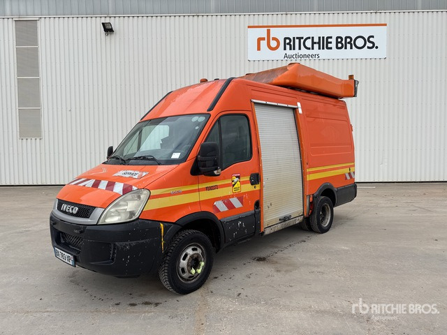 2011 Iveco 50C15 4x2 Vehicule Utilitaire Van Truck - Xe tải hộp: hình 1 2011 Iveco 50C15 4x2 Vehicule Utilitaire Van Truck - Xe tải hộp: hình 1