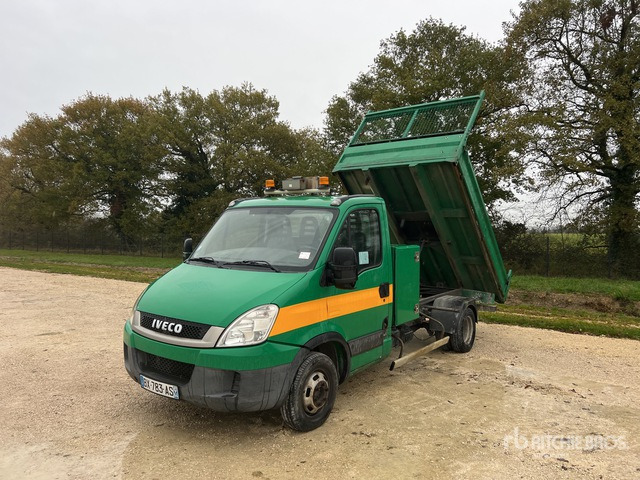 2011 Iveco Daily Camion Benne Dump Truck: Light Duty - Xe ben: hình 2 2011 Iveco Daily Camion Benne Dump Truck: Light Duty - Xe ben: hình 2