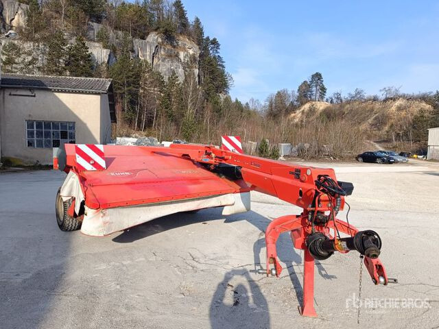 2011 Kuhn FC303GL 3000 mm Trailed Mower Conditioner - Máy cắt cỏ: hình 1 2011 Kuhn FC303GL 3000 mm Trailed Mower Conditioner - Máy cắt cỏ: hình 1