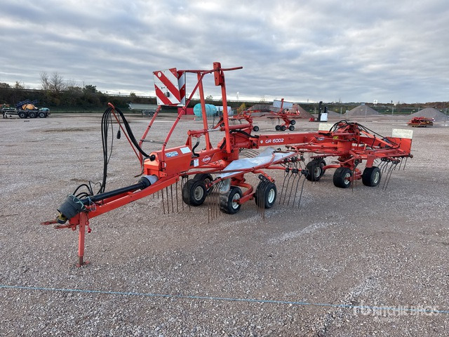 2011 Kuhn GA 6002 6 m Semi-Mount 2 Rotor Andaineur Hay Rake - Dàn trải/ Cào: hình 1 2011 Kuhn GA 6002 6 m Semi-Mount 2 Rotor Andaineur Hay Rake - Dàn trải/ Cào: hình 1