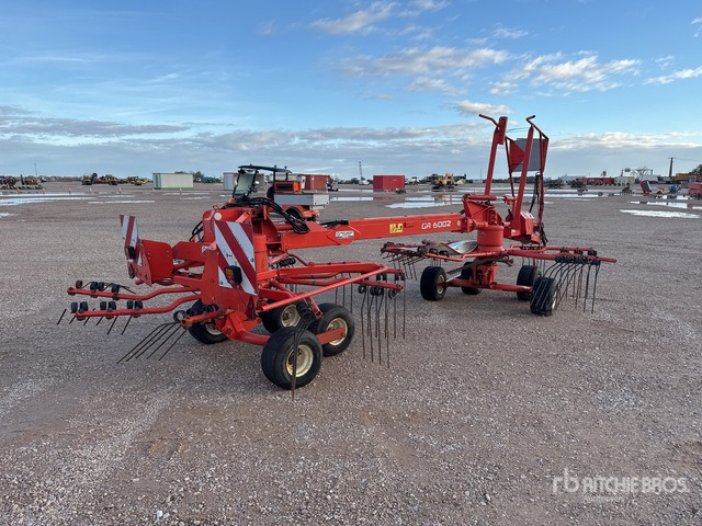 2011 Kuhn GA 6002 6 m Semi-Mount 2 Rotor Andaineur Hay Rake - Dàn trải/ Cào: hình 3 2011 Kuhn GA 6002 6 m Semi-Mount 2 Rotor Andaineur Hay Rake - Dàn trải/ Cào: hình 3