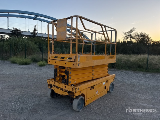 2015 Haulotte Compact12 Nacelle Ciseaux Electrique Electric Scissor Lift - Máy nâng người hình kéo: hình 1 2015 Haulotte Compact12 Nacelle Ciseaux Electrique Electric Scissor Lift - Máy nâng người hình kéo: hình 1