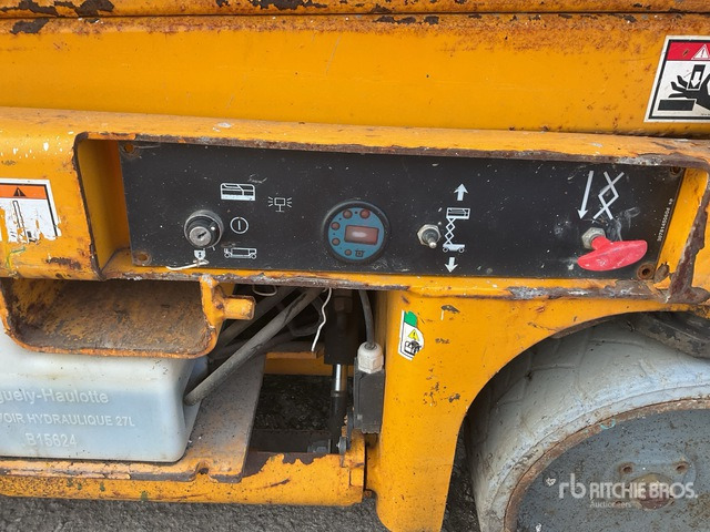 2014 Haulotte COMPACT 8 Electric Scissor Lift - Máy nâng người hình kéo: hình 5 2014 Haulotte COMPACT 8 Electric Scissor Lift - Máy nâng người hình kéo: hình 5