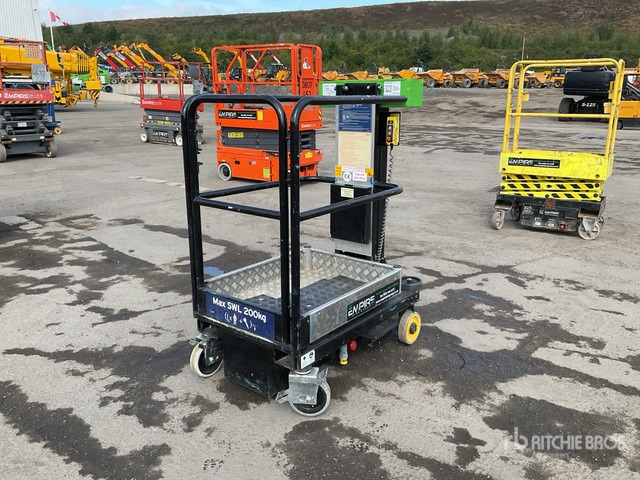 2014 Power Tower Nano Vertical Mast Lift - Máy nâng người thẳng đứng: hình 3 2014 Power Tower Nano Vertical Mast Lift - Máy nâng người thẳng đứng: hình 3
