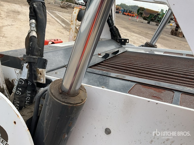 2019 Bobcat T870 Two-Speed High Flow Tracked Skid Steer Loader - Máy xúc lật đa năng: hình 5 2019 Bobcat T870 Two-Speed High Flow Tracked Skid Steer Loader - Máy xúc lật đa năng: hình 5