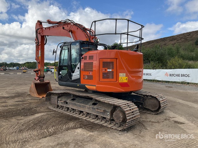 2021 Hitachi ZX225USLC-6 Tracked Excavator - Máy xúc bánh xích: hình 3 2021 Hitachi ZX225USLC-6 Tracked Excavator - Máy xúc bánh xích: hình 3