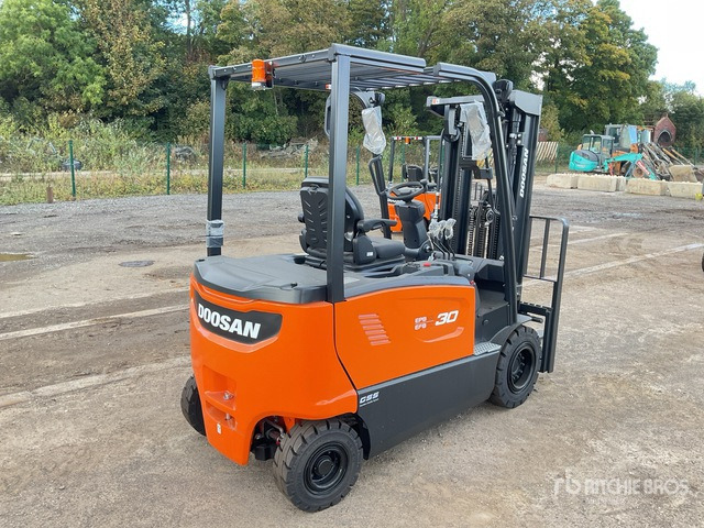 2023 Doosan B30X-7 PLUS 3000 kg (Unused) Electric Forklift - Xe nâng điện: hình 3 2023 Doosan B30X-7 PLUS 3000 kg (Unused) Electric Forklift - Xe nâng điện: hình 3