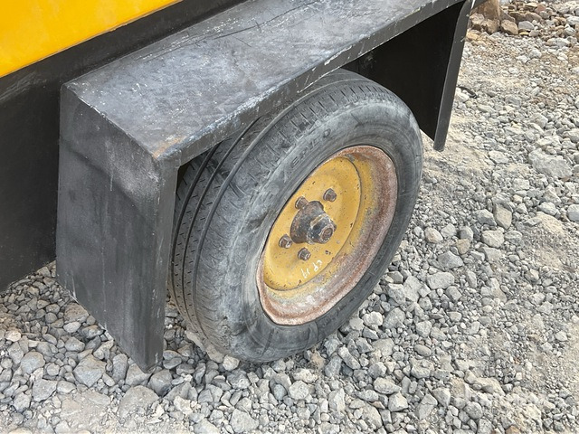 2005 Atlas Copco XA186DD Air Compressor - Máy nén khí: hình 5 2005 Atlas Copco XA186DD Air Compressor - Máy nén khí: hình 5