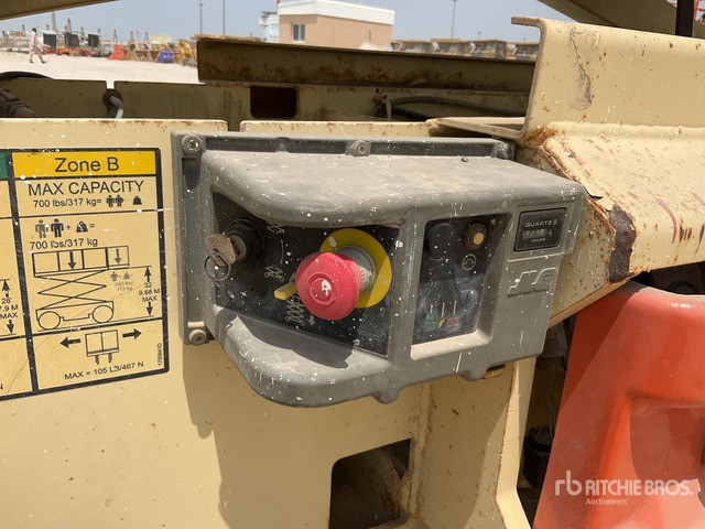 2010 JLG 3246ES Electric Scissor Lift - Máy nâng người hình kéo: hình 5 2010 JLG 3246ES Electric Scissor Lift - Máy nâng người hình kéo: hình 5