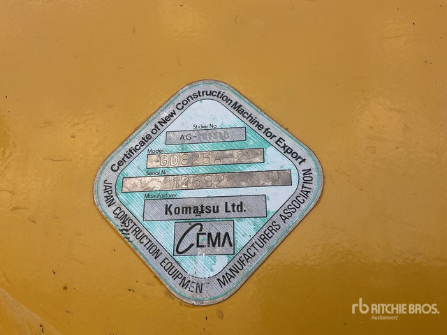 2011 Komatsu GD825A-2 Motor Grader - Máy san: hình 4 2011 Komatsu GD825A-2 Motor Grader - Máy san: hình 4