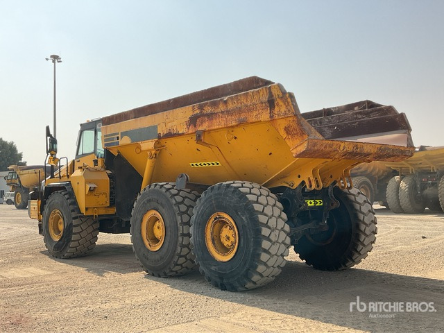 2011 Komatsu HM400-2R Articulated Dump Truck - Xe ben đổ có khớp nối: hình 4 2011 Komatsu HM400-2R Articulated Dump Truck - Xe ben đổ có khớp nối: hình 4