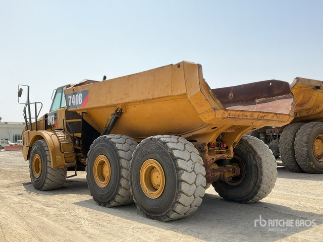 2012 Cat 740B - Xe ben đổ có khớp nối: hình 3 2012 Cat 740B - Xe ben đổ có khớp nối: hình 3