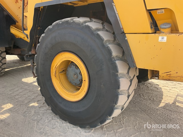 2013 Komatsu HM400-3 Articulated Dump Truck - Xe ben đổ có khớp nối: hình 4 2013 Komatsu HM400-3 Articulated Dump Truck - Xe ben đổ có khớp nối: hình 4