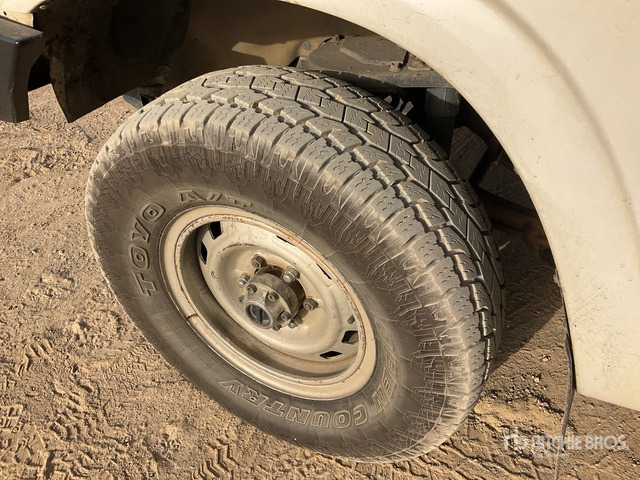 2013 Nissan Patrol GL 4x4 SUV - SUV: hình 5 2013 Nissan Patrol GL 4x4 SUV - SUV: hình 5