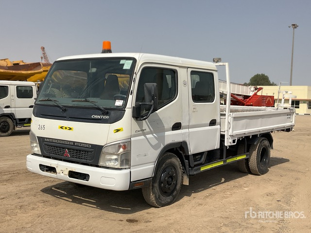 2014 Mitsubishi 4x2 Crew Cab Flatbed Truck - Xe tải thùng lửng/ Phẳng: hình 2 2014 Mitsubishi 4x2 Crew Cab Flatbed Truck - Xe tải thùng lửng/ Phẳng: hình 2