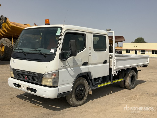 2014 Mitsubishi Canter 4x2 Crew Cab Flatbed Truck - Xe tải thùng lửng/ Phẳng: hình 2 2014 Mitsubishi Canter 4x2 Crew Cab Flatbed Truck - Xe tải thùng lửng/ Phẳng: hình 2