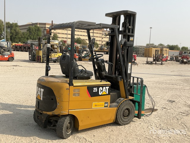 2015 Cat EP25K-PAC 2.5 ton Electric Forklift - Xe nâng điện: hình 3 2015 Cat EP25K-PAC 2.5 ton Electric Forklift - Xe nâng điện: hình 3