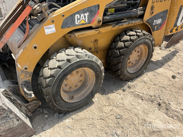 2016 Cat 216B3 (Inoperable) Skid Steer Loader - Máy xúc lật đa năng: hình 5 2016 Cat 216B3 (Inoperable) Skid Steer Loader - Máy xúc lật đa năng: hình 5
