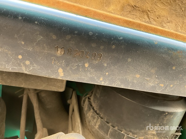 2016 Vogele Super S1800-2L Track Asphalt Paver - Dàn băm cỏ/ Mulcher: hình 4 2016 Vogele Super S1800-2L Track Asphalt Paver - Dàn băm cỏ/ Mulcher: hình 4