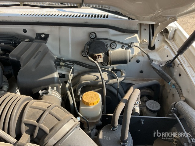 2018 Nissan Patrol GL 4x4 SUV - SUV: hình 4 2018 Nissan Patrol GL 4x4 SUV - SUV: hình 4