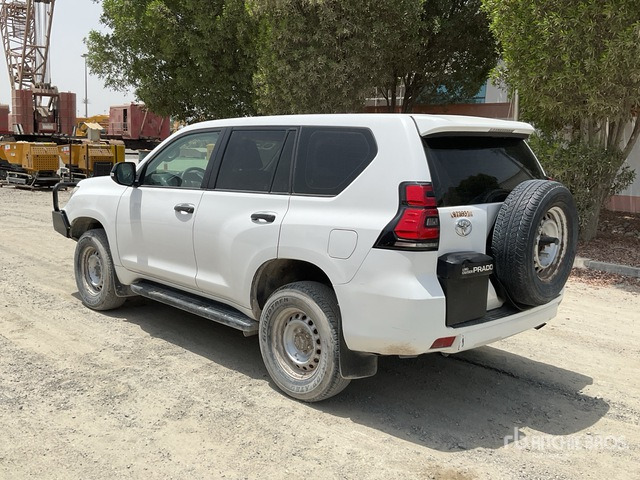 2018 Toyota Prado 150L 4x4 SUV - SUV: hình 4 2018 Toyota Prado 150L 4x4 SUV - SUV: hình 4