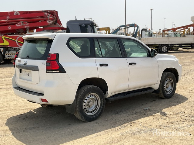 2018 Toyota Prado 150L 4x4 SUV - SUV: hình 4 2018 Toyota Prado 150L 4x4 SUV - SUV: hình 4