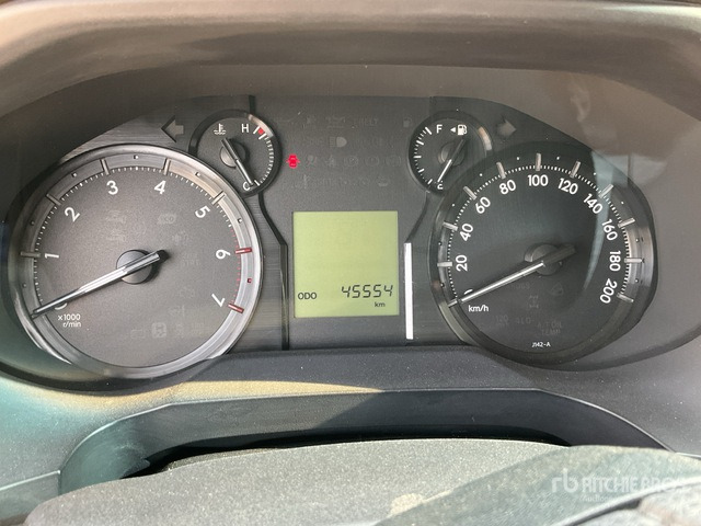 2018 Toyota Prado TX 150L 4x4 SUV - SUV: hình 5 2018 Toyota Prado TX 150L 4x4 SUV - SUV: hình 5