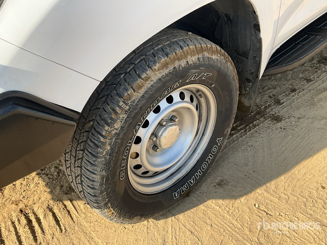 2018 Toyota Prado TX 150L 4x4 SUV - SUV: hình 5 2018 Toyota Prado TX 150L 4x4 SUV - SUV: hình 5