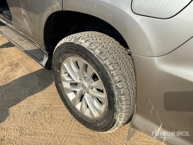 2020 Lexus GX460 4WD SUV - SUV: hình 4 2020 Lexus GX460 4WD SUV - SUV: hình 4