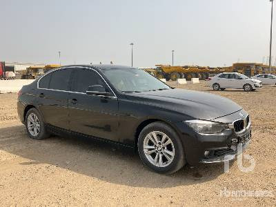 BMW 318I - Xe hơi: hình 4 BMW 318I - Xe hơi: hình 4