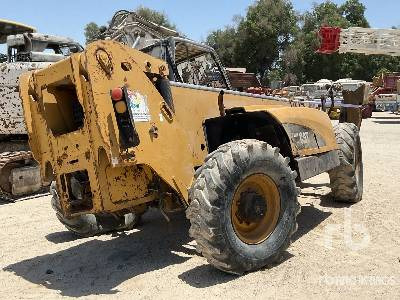 CAT TH580B - Xe nhấc hình viễn vọng kính: hình 3 CAT TH580B - Xe nhấc hình viễn vọng kính: hình 3