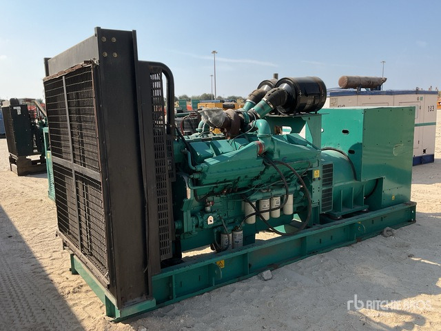 Cummins 1000DFCC Generator Set - Bộ phát điện: hình 3 Cummins 1000DFCC Generator Set - Bộ phát điện: hình 3